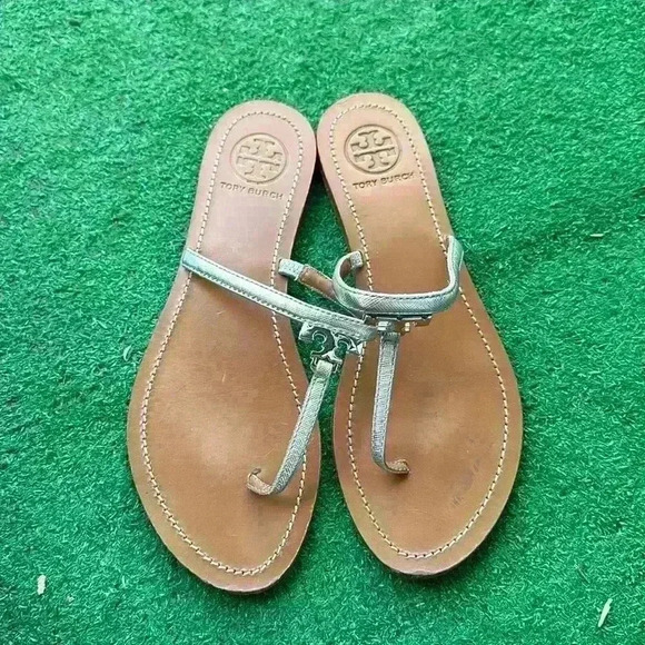 Tory Burch - Picture 1 of 4